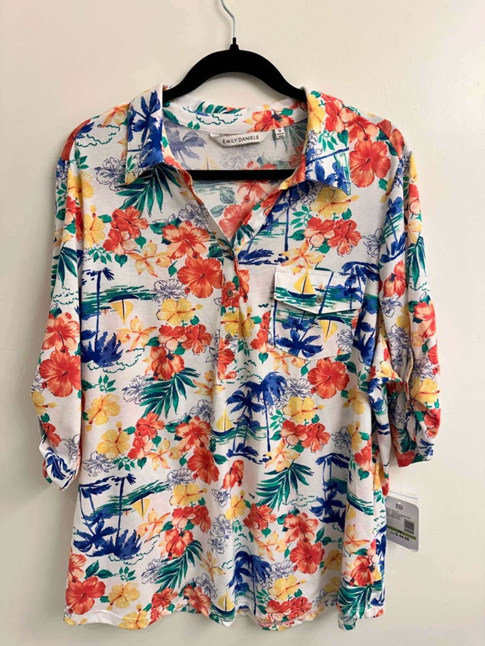 Emily Daniels White Floral Button Front Collared Shirt with Tropical Print SZ 1X